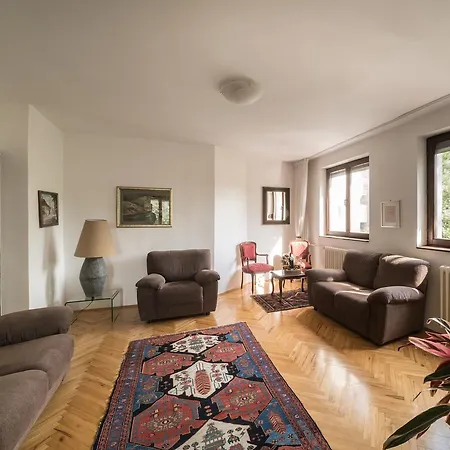 Sensitive Apartment *
